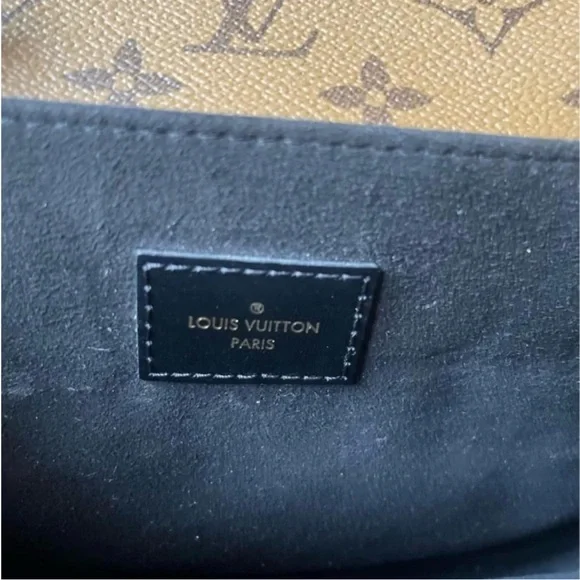 Louis Vuitton Pochette Métis - Picture 7 of 8